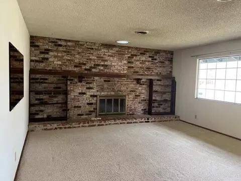 6600 Riverside Dr, Redding, CA 96001 photo 9