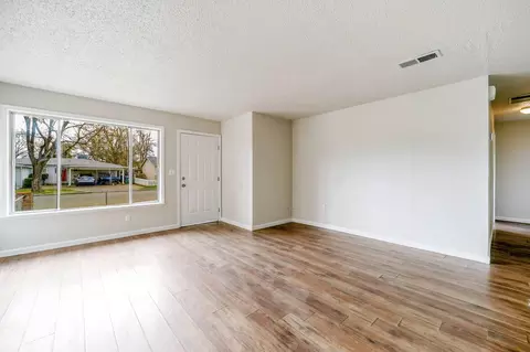 3235 Aster St, Anderson, CA 96007 photo 3