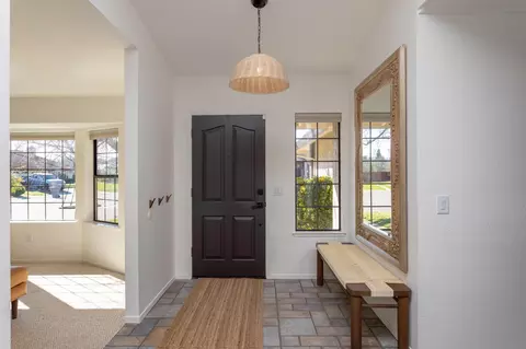 3669 Somerset Ave, Redding, CA 96002 photo 2