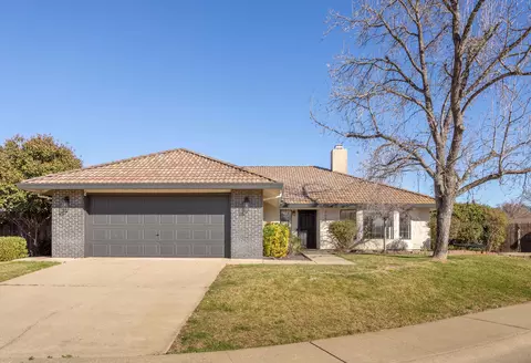 3669 Somerset Ave, Redding, CA 96002 photo 32