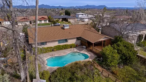 431 Woodcliff Dr, Redding, CA 96003 photo 40