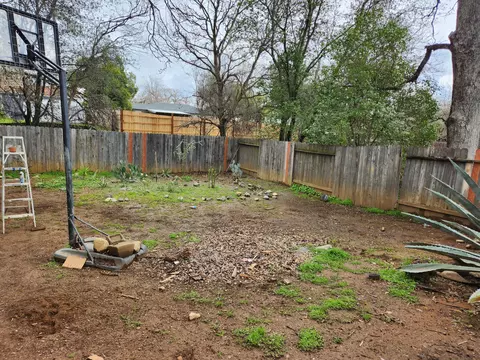 2933 Victor Ave, Redding, CA 96002 photo 3