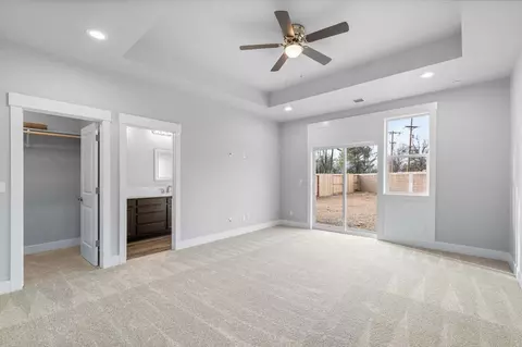 1390 Fitz Pl, Redding, CA 96003 photo 6
