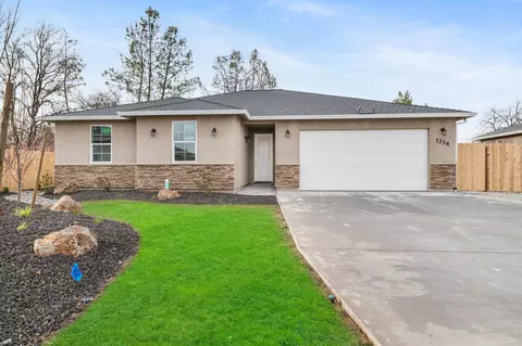 1334 Fitz Pl, Redding, CA 96003