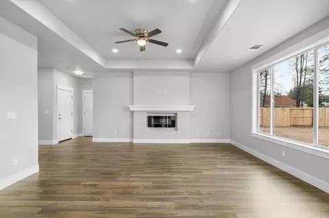 1302 Fitz Pl, Redding, CA 96003 photo 6