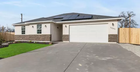 1305 Fitz Pl, Redding, CA 96003 photo 1