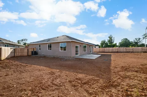 1345 Fitz Pl, Redding, CA 96003 photo 14