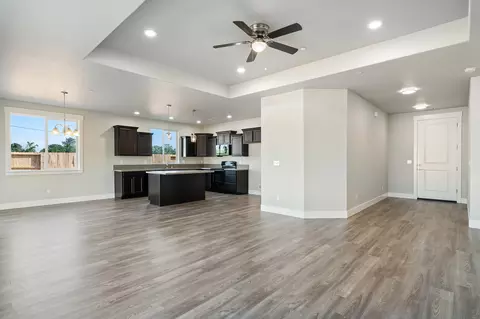 1345 Fitz Pl, Redding, CA 96003 photo 6