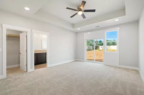 1345 Fitz Pl, Redding, CA 96003 photo 4