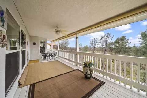 214 Franciscan Trl, Redding, CA 96003 photo 4