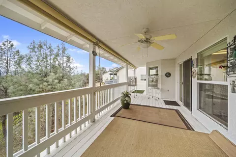 214 Franciscan Trl, Redding, CA 96003 photo 3