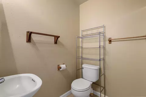 20490 Bernard Way, Redding, CA 96003 photo 43