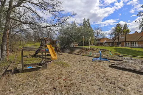 20490 Bernard Way, Redding, CA 96003 photo 66