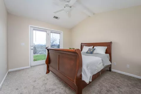 4020 Winter Green Ct, Redding, CA 96001 photo 29
