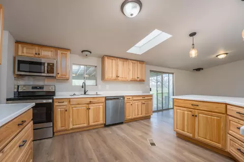 12040 State Highway 99e, Red Bluff, CA 96080 photo 7