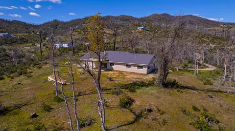 15861 Joey Ln, Redding, CA 96001 photo 88