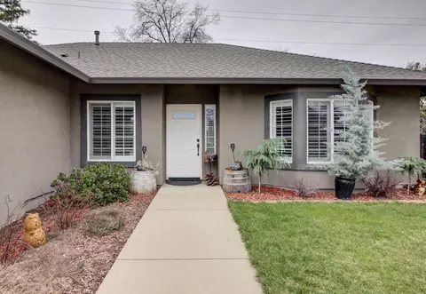 4594 Quinton Dr, Redding, CA 96001 photo 3