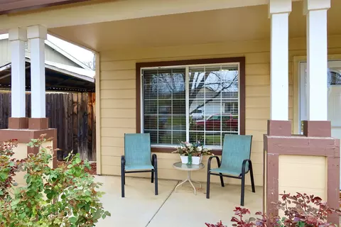 1143 Grouse Dr, Redding, CA 96003 photo 2