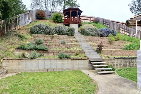 1143 Grouse Dr, Redding, CA 96003 photo 12
