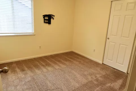 1143 Grouse Dr, Redding, CA 96003 photo 10