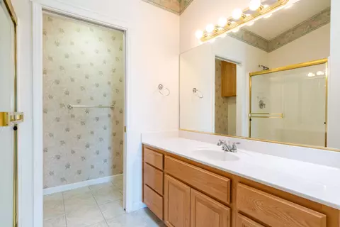 1083 Snowcap Trl, Redding, CA 96003 photo 15