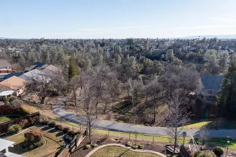 1083 Snowcap Trl, Redding, CA 96003 photo 29