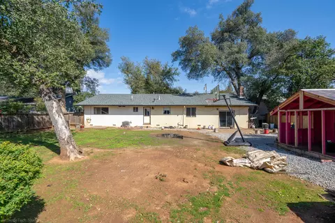 1063 Ledell, Redding, CA 96002 photo 28