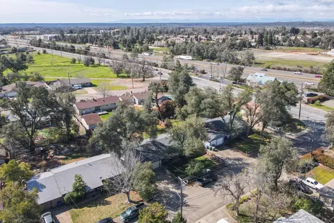 1063 Ledell, Redding, CA 96002 photo 38