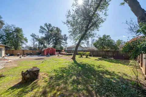 1063 Ledell, Redding, CA 96002 photo 33