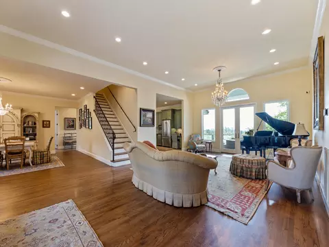 8925 Elusion Ct, Redding, CA 96001 photo 6