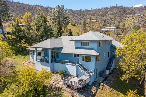 8925 Elusion Ct, Redding, CA 96001 photo 2