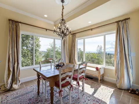 8925 Elusion Ct, Redding, CA 96001 photo 11