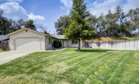 3424 Echo Ct, Redding, CA 96002 photo 2