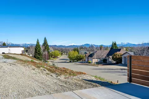 1835 Lakeside Dr, Redding, CA 96001 photo 35