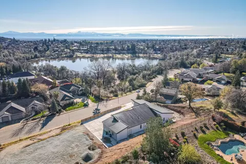 1835 Lakeside Dr, Redding, CA 96001 photo 42