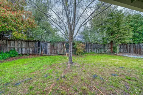 2320 Venus Way, Redding, CA 96002 photo 20