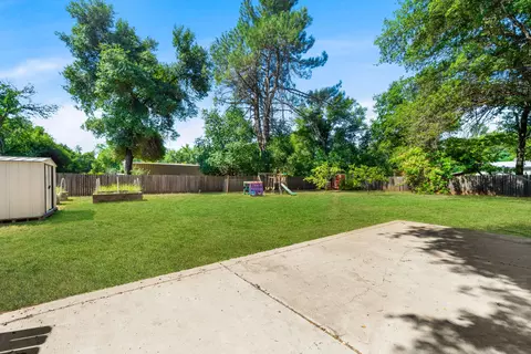 20123 Cindy Ln, Redding, CA 96002 photo 14