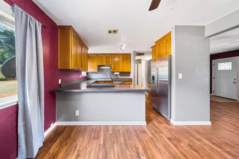 20123 Cindy Ln, Redding, CA 96002 photo 6