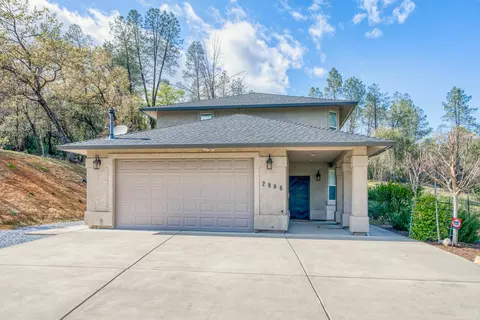 2996 Crownview Ln, Redding, CA 96003 photo 4