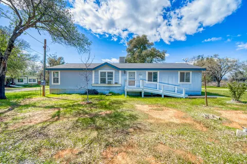 5122 Poplar Ave, Anderson, CA 96007