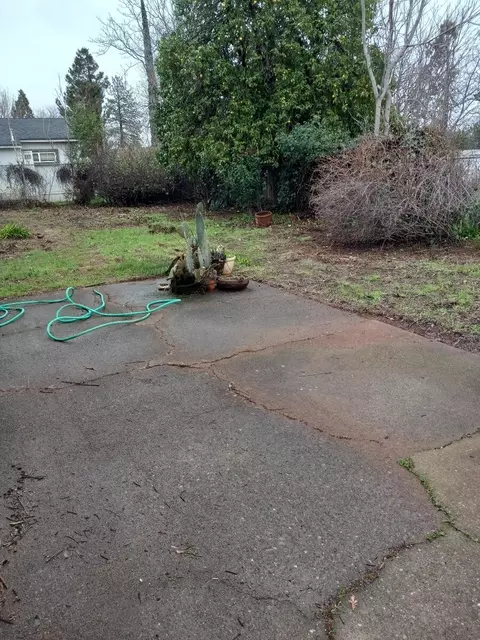 1102 4th St, Redding, CA 96002 photo 7