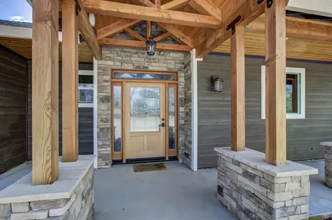 12027 Lewis Ln, Redding, CA 96003 photo 3