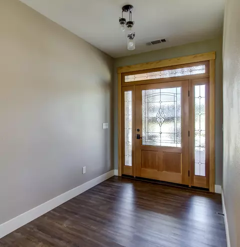12027 Lewis Ln, Redding, CA 96003 photo 5