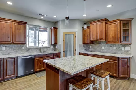 12027 Lewis Ln, Redding, CA 96003 photo 12