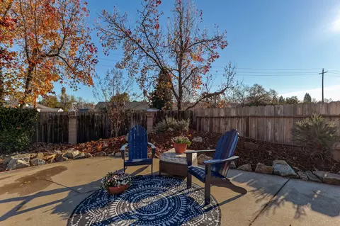 2593 Candlewood Dr, Redding, CA 96003 photo 32