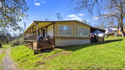 9817 Forgotten Trl, Redding, CA 96003