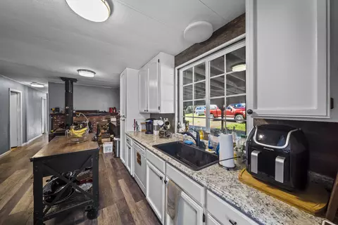 9817 Forgotten Trl, Redding, CA 96003 photo 6