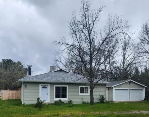 3410 Hickory St, Cottonwood, CA 96022