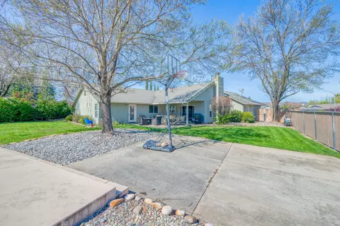 4449 Oak Glen Dr, Redding, CA 96001 photo 32