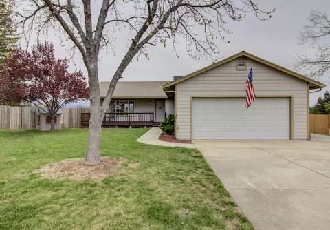 1110 Windscape Ct, Redding, CA 96003